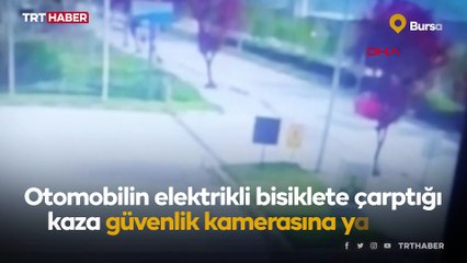 Savrulan otomobil elektrikli bisiklete çarptı