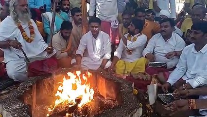 सचिन पायलट ने महायज्ञ में दी आहुति