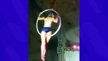 Acrobata cai em apresentação em Minas Gerais; veja o vídeo