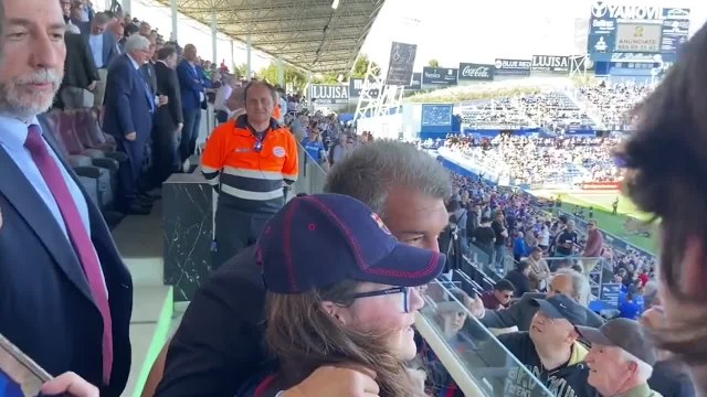 Es viral en redes: Laporta responde así a un aficionado sobre el fichaje de Leo Messi