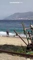 Messina, getta rifiuti in mare dalla spiaggia del Ringo
