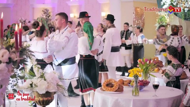 Alina Ceuca - Stau in loc si ma tot mir (In pas cu traditia - Traditional TV - 16.04.2023)