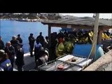Lampedusa, prima visita con sbarco per il commissario Valerio Valenti