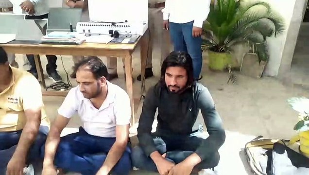 Video ऐसी जगह चला रहे थे सट्टा, जहां पुलिस का वाहन नहीं पहुंच सके