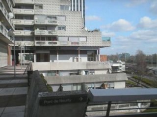 La DEFENSE des DAMIERS