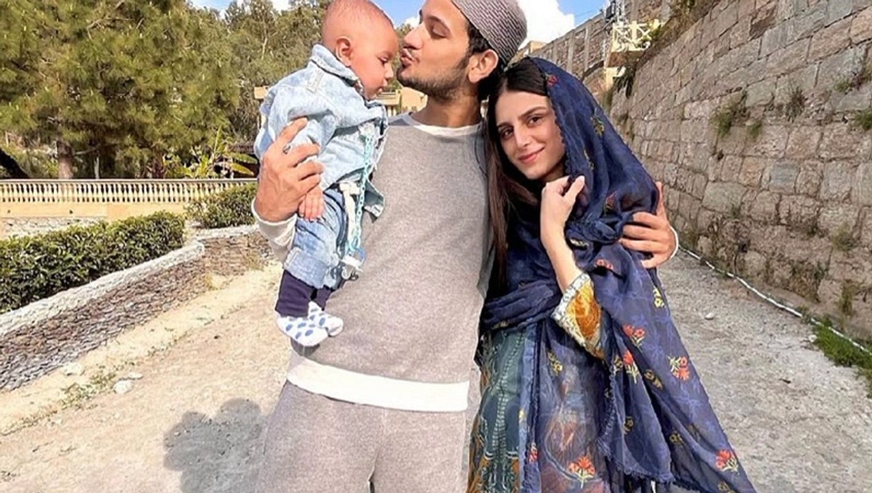 When Pakistani YouTubers post, their fans troll them | Troll #duckybhai   |#maazsafder | Troll Basil