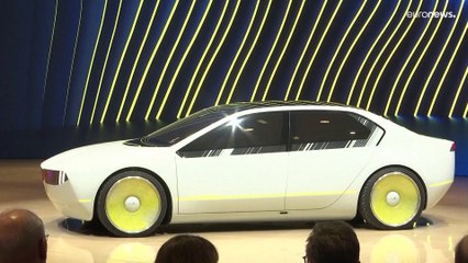 "فولكسفاغن" تخطط لاستثمار أكثر من 1 مليار دولار لتطوير سيارات كهربائية في الصين