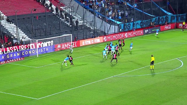 Newell's Old Boys v Blooming