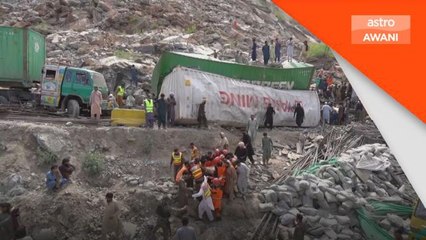 Tiga maut, puluhan terperangkap dalam insiden tanah runtuh di Pakistan