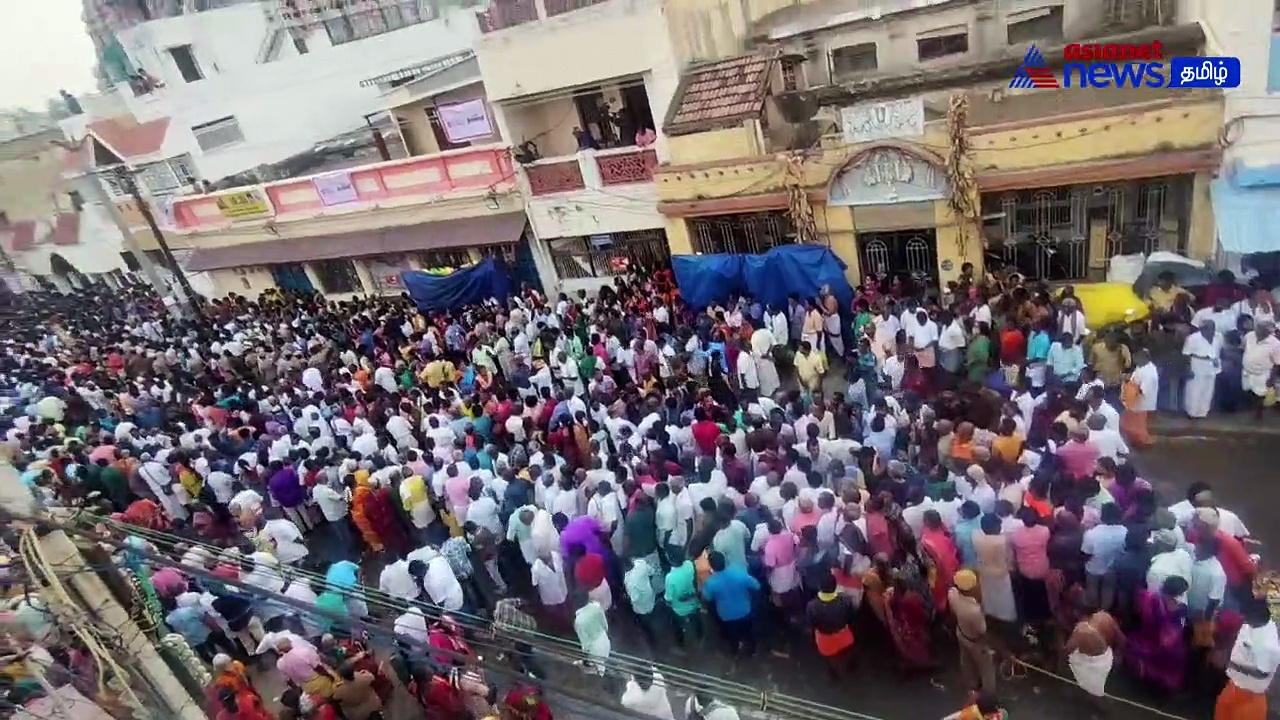 Watch : ஶ்ரீரங்கத்தில் சித்திரை தேரோட்டம்! அலை கடலென திரண்ட பக்தர்கள் வடம் பிடித்து இழுத்து வழிபாடு!