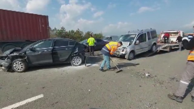 Anadolu Otoyolu'nda zincirleme trafik kazası