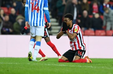 Download Video: Joe Nicholson reacts after Sunderland's 1-1 draw against Huddersfield Town