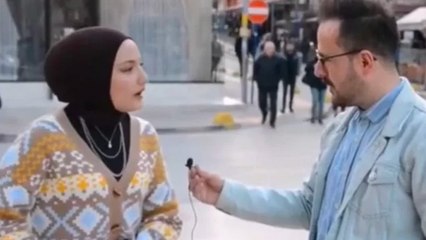 Sokak röportajına konuşan vatandaş: "Dolar ve Euro'yu çok abartıyorlar, bence abarttıkları için yükseliyor"