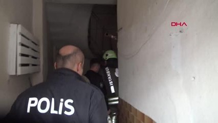 AVCILAR'DA KAÇAK GÖÇMENLER YAŞADIKLARI BİNADA EŞYALARI YAKTI