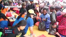 Pemprov Papua Pegunungan Bagi Sembako Gratis Kepada Warga Wamena