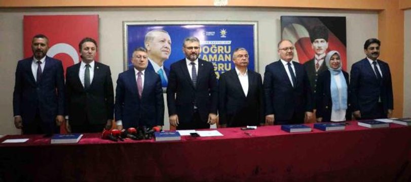 AK Parti Sivas Milletvekili adaylarını kamuoyuna tanıttı