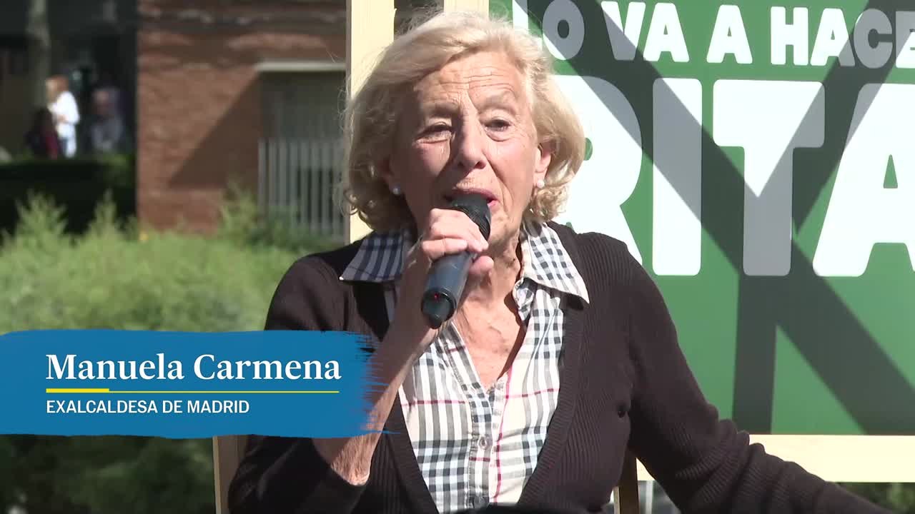 La exalcaldesa de Madrid Manuela Carmena y la candidata de Más Madrid a la Alcaldía de la capital, Rita Maestre