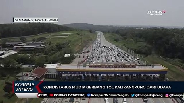 Kondisi Arus Mudik Gerbang Tol Kalikangkung dari Udara