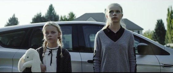Behind You Bande-annonce (TR)