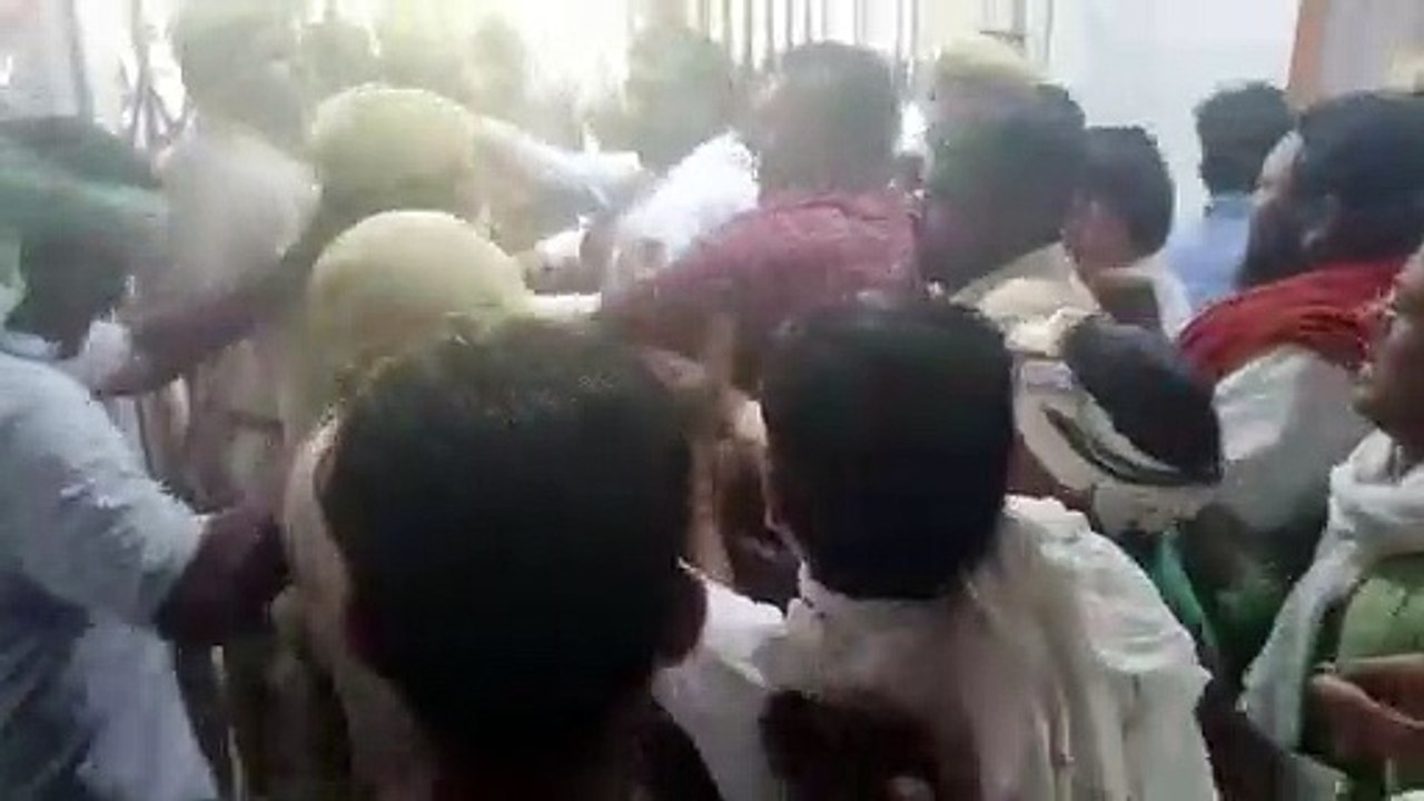 Hanumangarh officers made hostage, situation de...