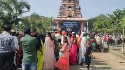 నిర్మల్: అడెల్లి ఆలయంలో ఒడిబియ్యం వేలం పాట