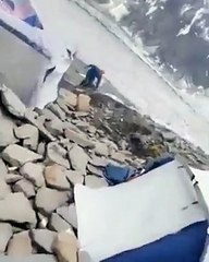 Narrow escape from Mountain Rock Fall