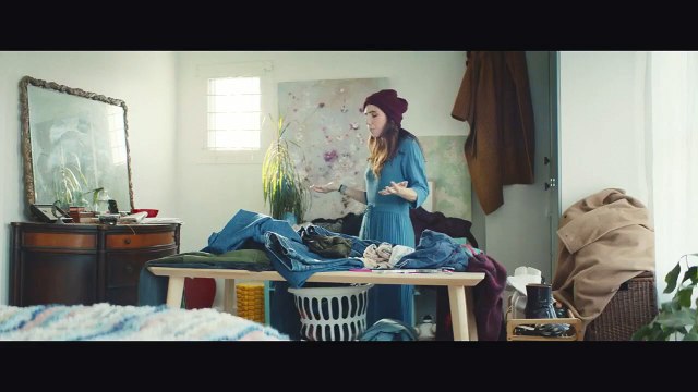 Alone Together Bande-annonce (RU)