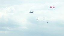 TÜRK HAVA KUVVETLERİ UÇAKLARINDAN İSTANBUL BOĞAZI'NDA SELAMLAMA UÇUŞU