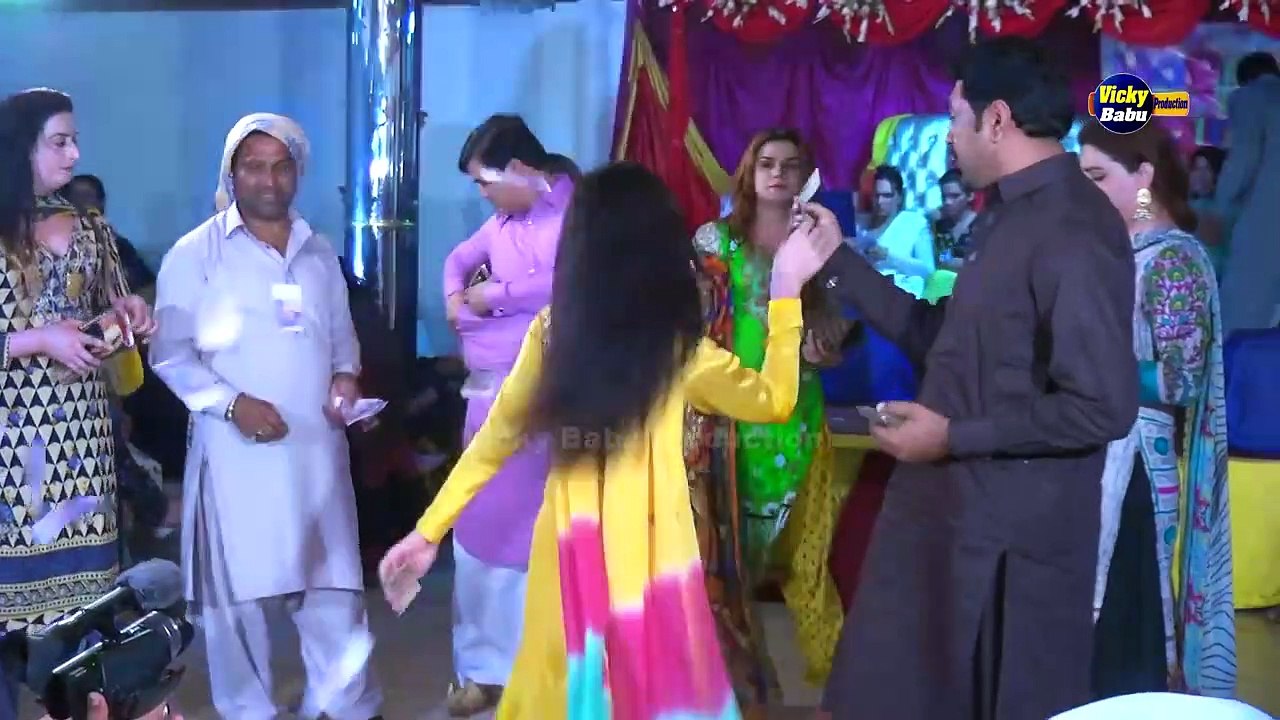 Akho Sakhio Allah Sain - Alisha Malik - Shemail Birthday Party Dance ...
