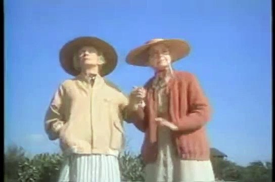 Les Baleines du mois d'août Bande-annonce (EN)