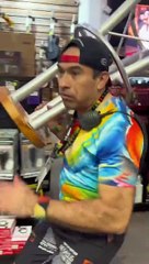 Aguas ahí viene el nuevo jefe.