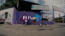 Los murales 'a todo color' que le cambian la cara al barrio El Piloto, a orillas del río Cali