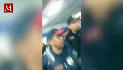Choque entre autoridades y vendedores ambulantes en el metro
