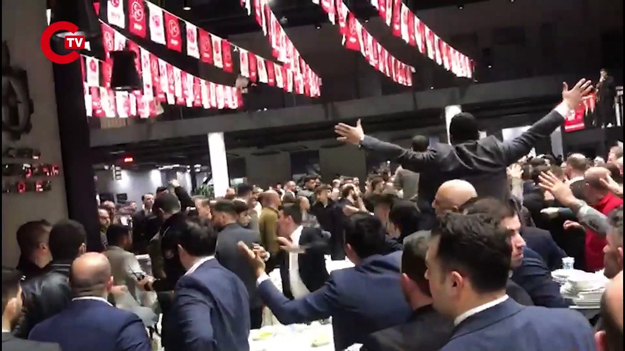 MHP  iftar yemeğinde kavga