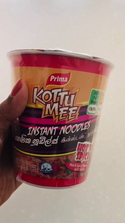 Trying instant noodles in Sri Lanka | Prima Kottu Mee Cup Noodles | Yummy! | Instant nooles recipe
