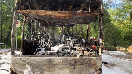 Feu de bus à Carcès