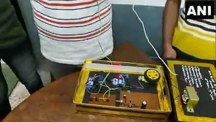 इंदौर के छात्रों ने बनाया स्लीप अलर्ट डिवाइस, अब ड्राइवर को नींद आई तो बजेगा  अलार्म