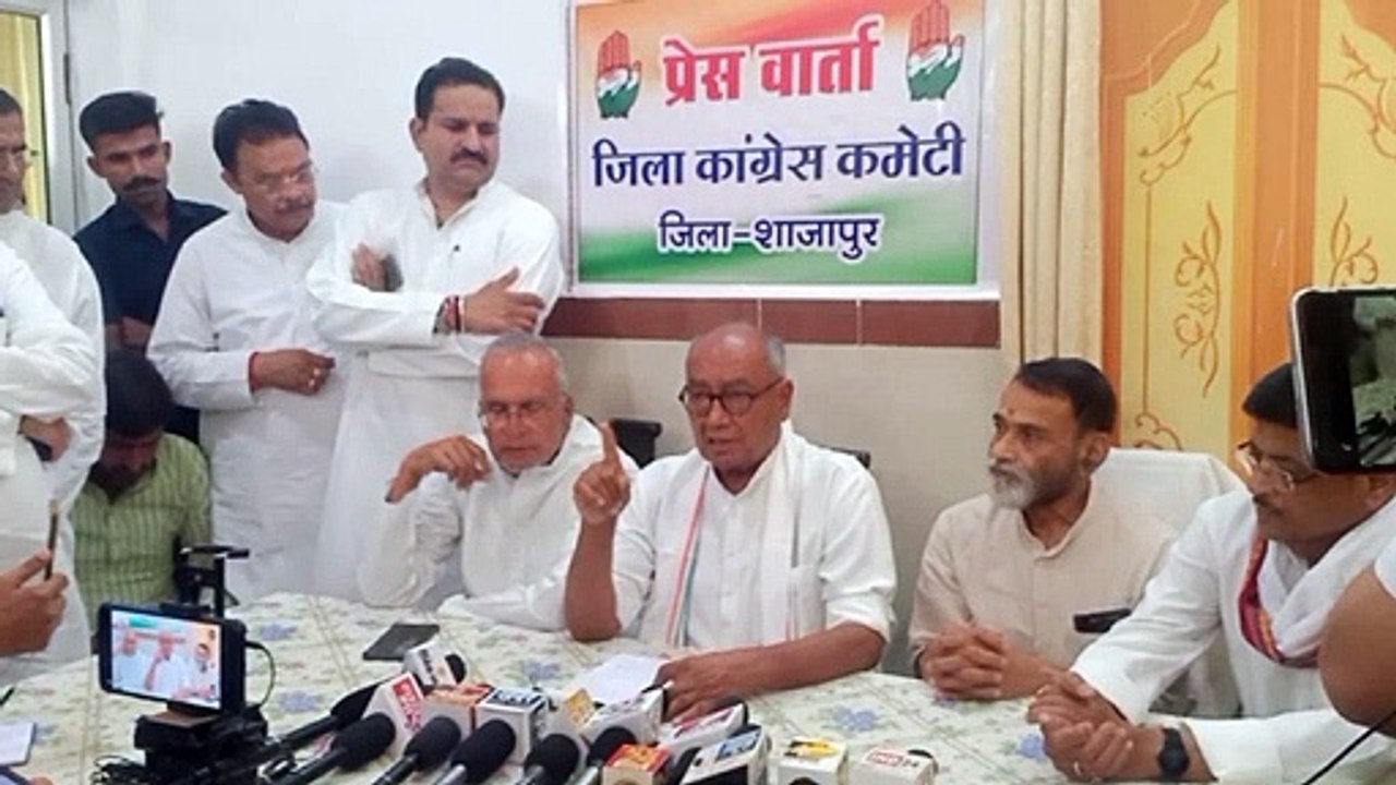 Former Chief Minister and Rajya Sabha MP Digvijay Singh made serious allegations against the state and central government