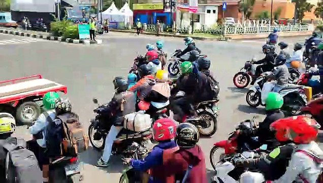 120 Ribu Kendaraan Pemudik Telah Lintasi Jalur Arteri Pantura | 20 April 2023