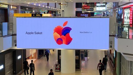 La primera tienda Apple y Tim Cook desatan la euforia en Nueva Delhi