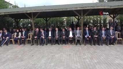 Uşak'ta bayram öncesi şehitler unutulmadı