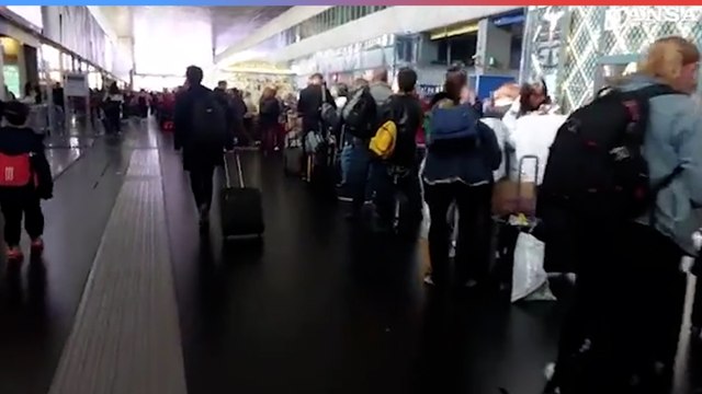 Treno deragliato, è caos alla stazione Termini