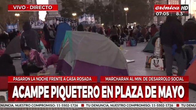 Acampe piquetero en Plaza de Mayo: pasaron la noche frente a Casa Rosada
