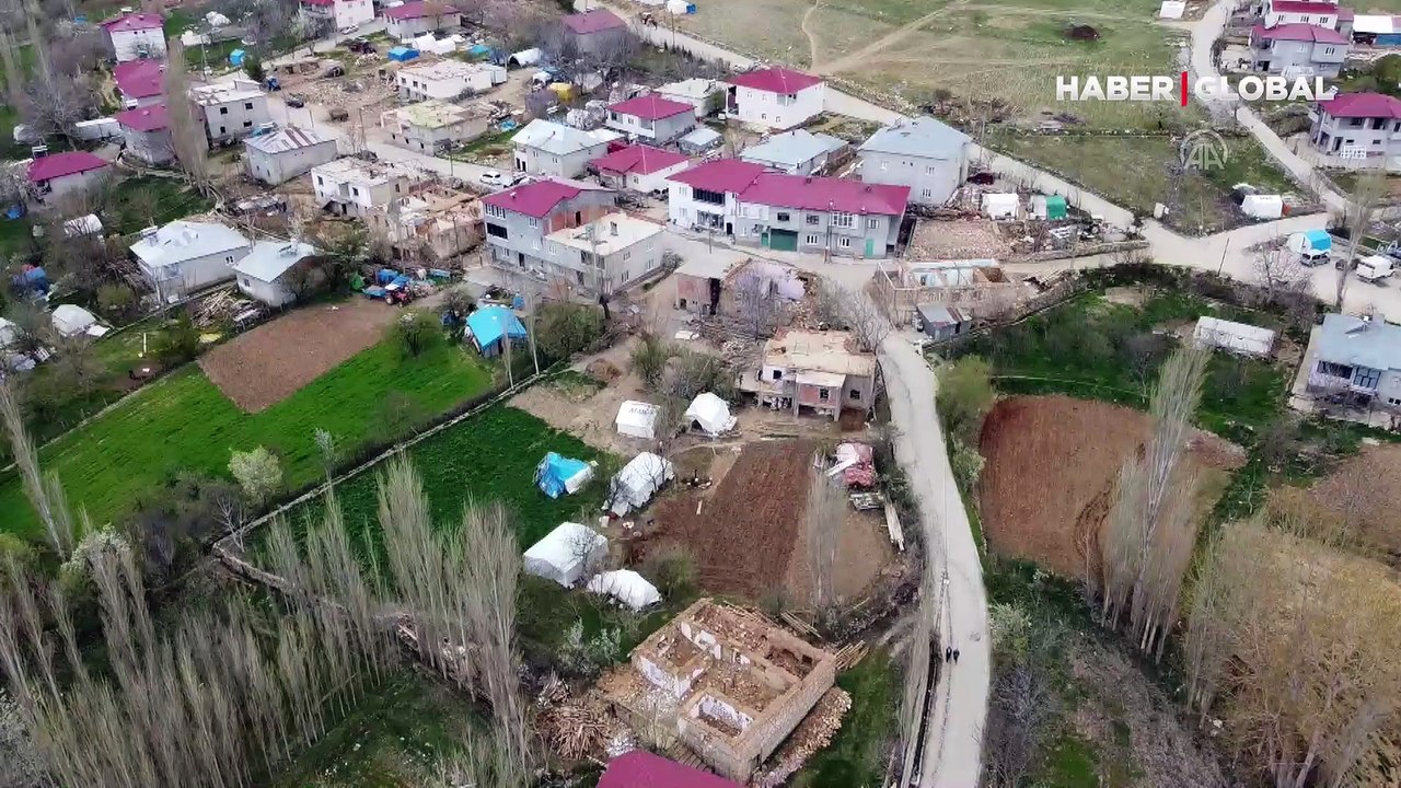 Deprem bölgesinde obruk