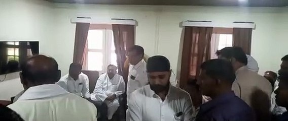 Download Video: Congress Legislature Party reached Nepanagar, ruckus broke out