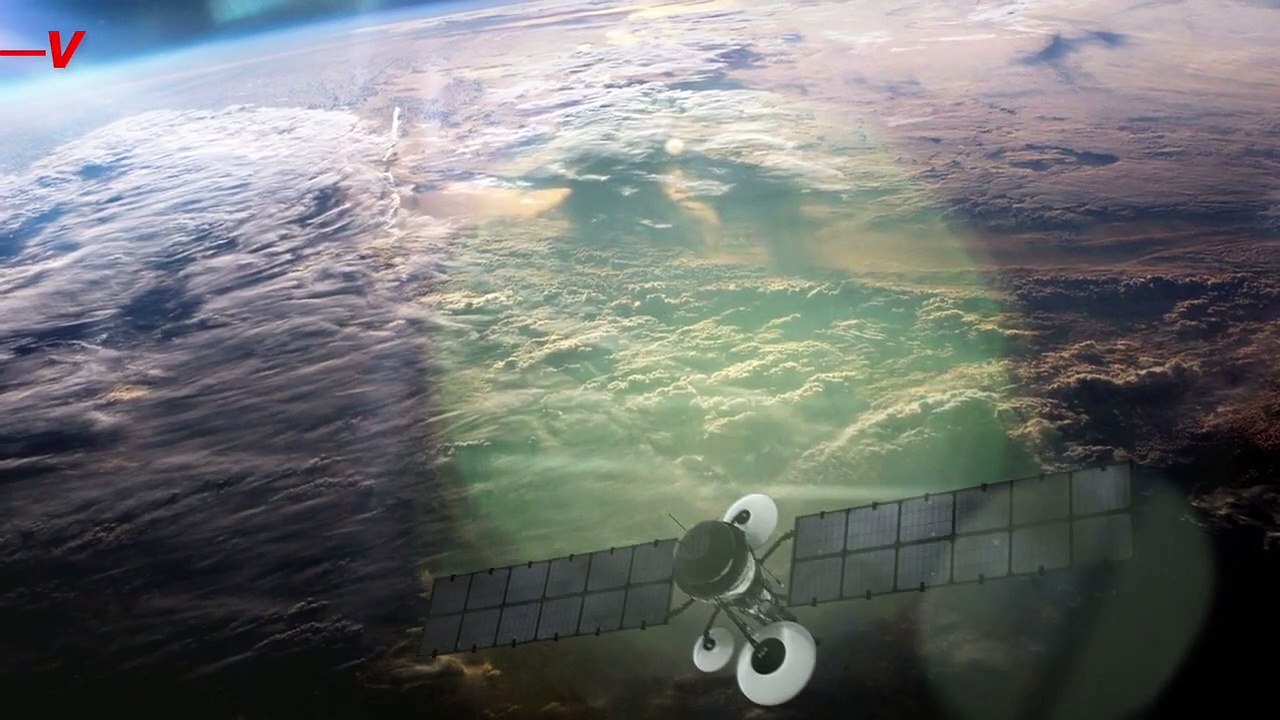 Epic White Flash Lights Up Night Sky Over Kyiv video Dailymotion