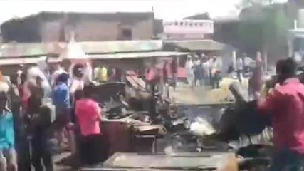 महराजगंज: अज्ञात कारणों से फर्नीचर की दुकान में लगी आग, लाखों का हुआ नुकसान