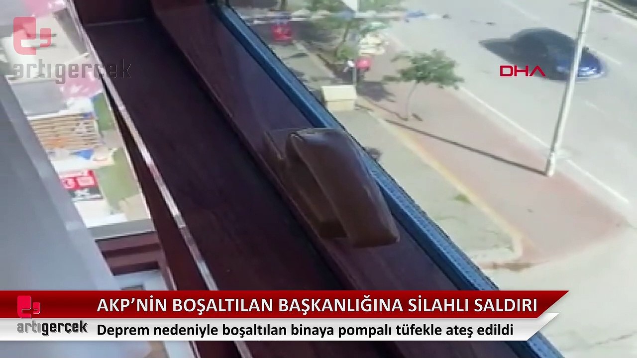 AKP'nin deprem nedeniyle boşaltılan Çukurova ilçe binasına silahlı saldırı