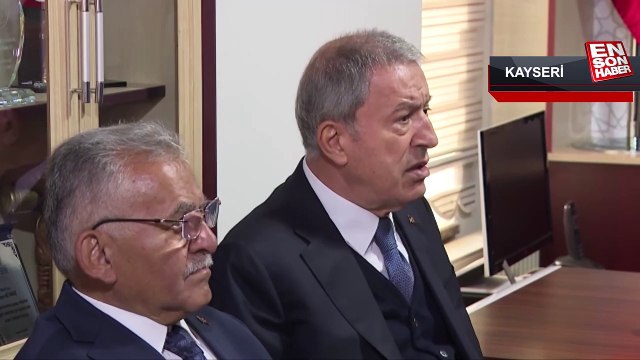 Akar: Bir otobüsün önünde teröristler, arkasında bir parti, onun da arkasında diğer partiler oturuyor