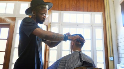 Is It Appropriate To Tip Your Hair Stylist If They Own the Salon?